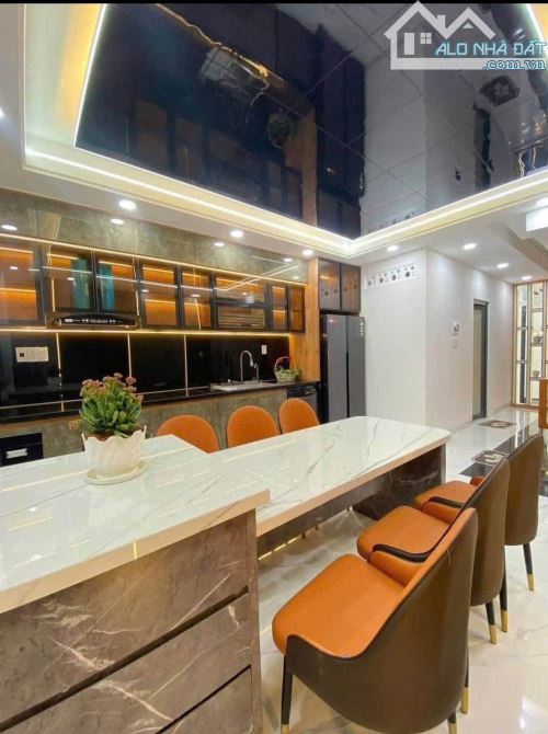 VỀ QUÊ BÁN LẠI CĂN NHÀ ĐƯỜNG HOA LAN,P7,PHÚ NHUẬN-GIÁ:4TỶ800/55,9M2(4,3X13)-SỔ HỒNG RIÊNG - 5