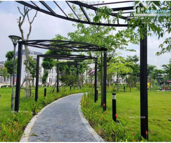 Bán căn góc Biệt thự Song lập HUD Mê Linh,View công viên thoáng mát,DT 293m2,giá đầu tư - 5