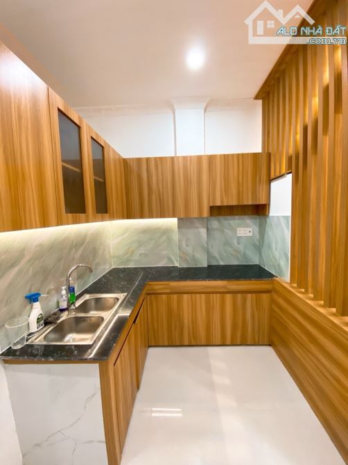 CHỈ 4.45 TỶ SỞ HỮU NHÀ ĐẸP - PHẠM THẾ HIỂN - QUẬN 8 - SỔ HỒNG RIÊNG - HOÀN CÔNG ĐỦ. - 5