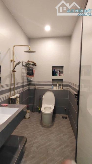 🔥VỊ TRÍ ĐẮC ĐỊA-PHÁP LÝ MINH BẠCH-TIỀM NĂNG TĂNG GIÁ MẠNH❗️(4 x 14m) 3 TẦNG 💰CHỈ 5.25Tỷ. - 5