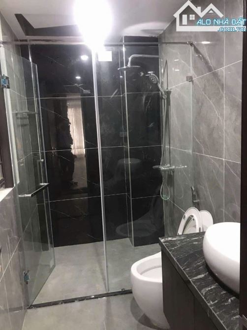 NHÀ HOÀNG HOA THÁM, BA ĐÌNH, 50M2, 6 TẦNG THANG MÁY, 2 THOÁNG, Ô TÔ VÀO NHÀ – GIÁ 9.2 TỶ. - 5