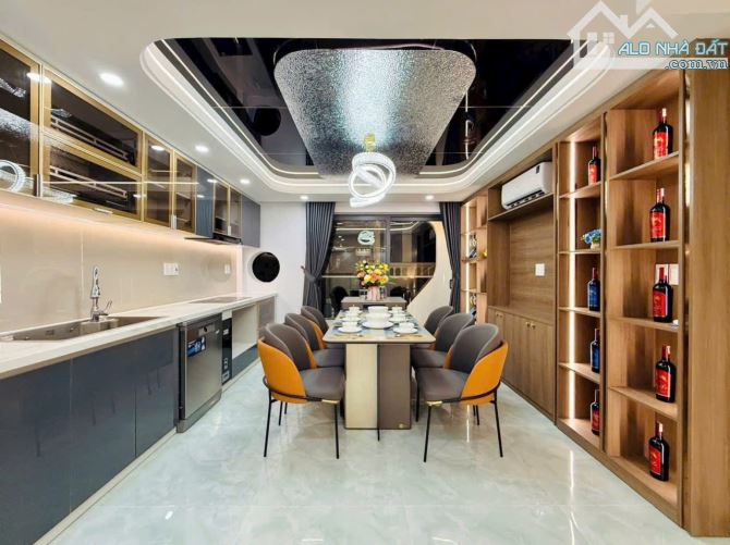 CHÍNH CHỦ BÁN GẤP NHÀ NỘI KHU CƯ XÁ ĐÔ THÀNH, QUẬN 3. GIÁ 4TỶ750/53,3M2(4,1x13M) - 5