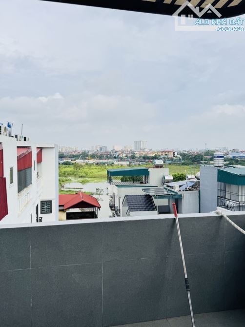 🏰 SIÊU PHẨM THẠCH BÀN – 7 TẦNG THANG MÁY – FULL NỘI THẤT – Ô TÔ VÀO NHÀ – THIẾT KẾ TÂN CỔ - 5