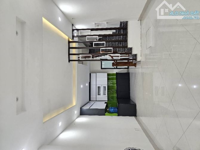 Bán nhà Tam hiệp Thanh Trì 55m×5 tầng , kinh doanh , ô tô đỗ cửa vào nhà . giá hơn 11 tỷ - 5