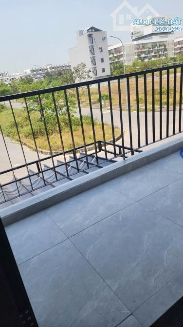Bán toà CHDV 3 tầng khu FPT, 9 căn full nội thất, dòng tiền 30tr/th Hòa Hải, Ngũ Hành Sơn - 5