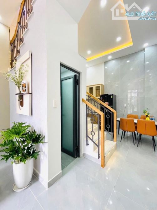4❌8m, BÁN NHÀ 2 TẦNG, HẺM THÔNG, PHẠM VĂN CHIÊU, P14 GÒ VẤP, 3 TỶ HƠN - 5