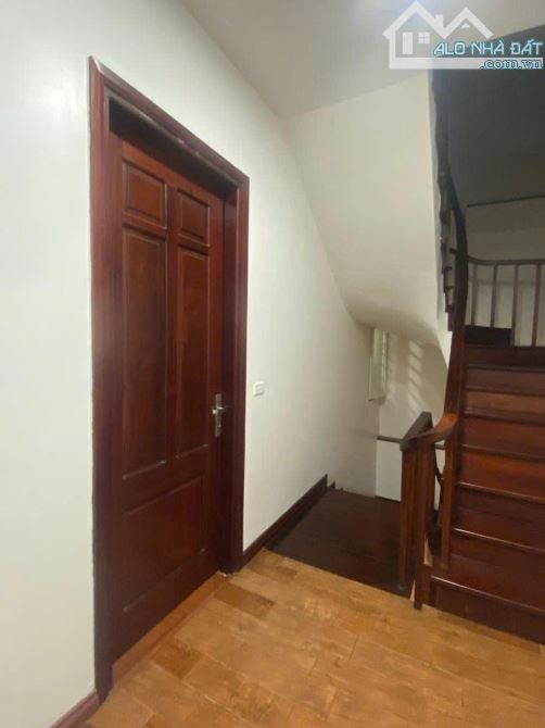 Hoàng Cầu 77m² mặt tiền 5m ngõ ô tô tránh sát hồ giá 23,3 tỷ hàng kín - 5
