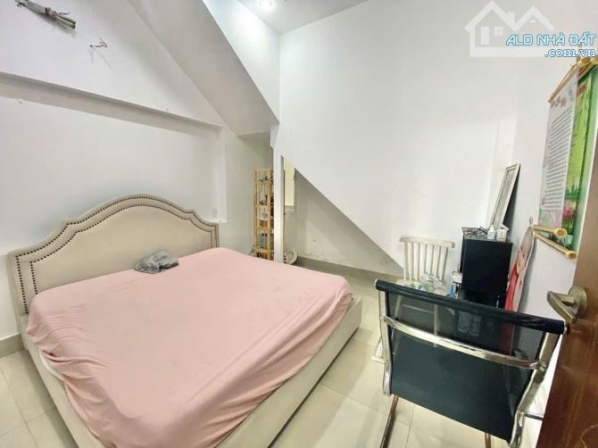 BIỆT THỰ VIP TRƯỜNG CHINH, THAM LƯƠNG, SONG HÀNH, HẺM NHỰA 8M, 8X16M,2 TẦNG, 5PN, A4, 9TỶ5 - 5