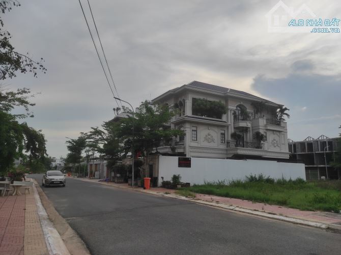 BÁN LÔ ĐẤT GẦN 250m2 ĐƯỢC PHÉP XÂY DỰNG GIÁ CHỈ 58tr/m2 GẦN ĐƯỜNG HÀN ĐIỀU P11 TP VŨNG TÀU - 5