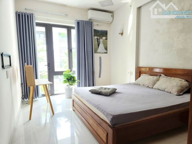 Bán gấp🔥Nhà 3 tầng xây kiên cố MT Sát Lý Thái Tông, Liên Chiểu, dt 90m2, ngang 5m - 5