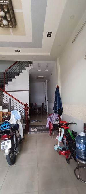 NHÀ ĐÚC 3,5 TẤM - 4X11 - HẺM XE HƠI THÔNG ĐƯỜNG SỐ 20 P.BHHA GIÁ 5,35 TỶ TL - 5