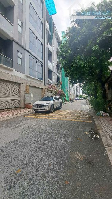 Đức Giang-Tập thể A2-Hàng hiếm - giá độc đắc! - 5