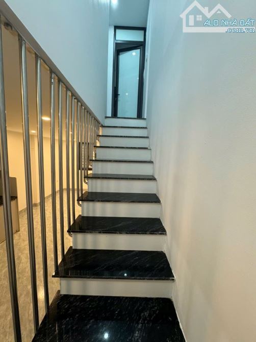 NHÀ ĐẸP PHỐ LÊ TRỌNG TẤN  : 29M / 2 TẦNG / 2 PHÒNG NGỦ / GIÁ 2,45 TỶ  . - 5