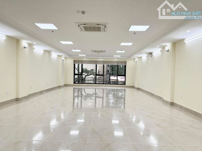 Bán Nhà Mặt Phố Trung Văn. 8 Tầng Thang Máy, 2 mặt tiền. 144m2- MT:7,1m - 5