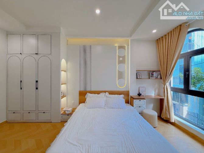 BÁN NHÀ KIỆT Ô TÔ ĐIỆN BIÊN PHỦ FULL NỘI THẤT DỌN VÀO Ở NGAY TRUNG TÂM ĐÀ NẴNG CHỈ 5,X TỶ - 6