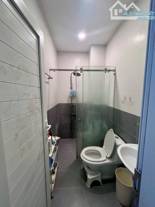 Bán Nhà 5 Tầng BTCT, Hẻm Xe Hơi Tránh, Ngay Nguyễn Chí Thanh-Lò Siêu, Quận 11- Chỉ 12.5 Tỷ - 6