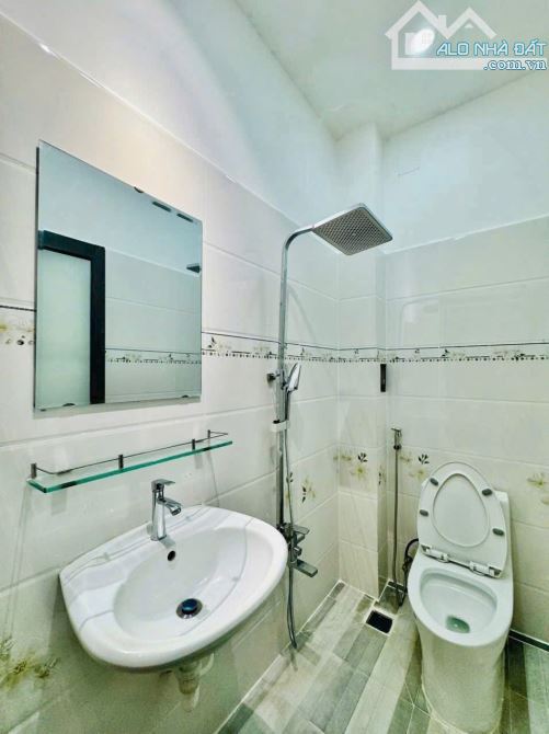 RA NHANH CĂN NHÀ HUỲNH KHƯƠNG AN, GÒ VẤP/ 56,5M2/ GIÁ 4 TỶ 260TR/ SHR CHÍNH CHỦ/ HẺM Ô TÔ - 6