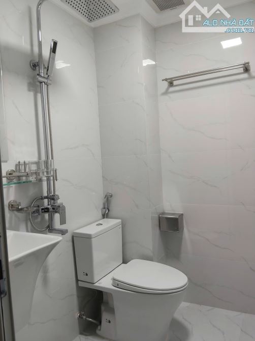 BÁN NHÀ MẶT PHỐ VIP CẦU GIẤY - 2 MẶT TIỀN, 2 VỈA HÈ - THANG MÁY, VỊ TRÍ ĐẮC ĐỊA, SỔ ĐỎ - 6