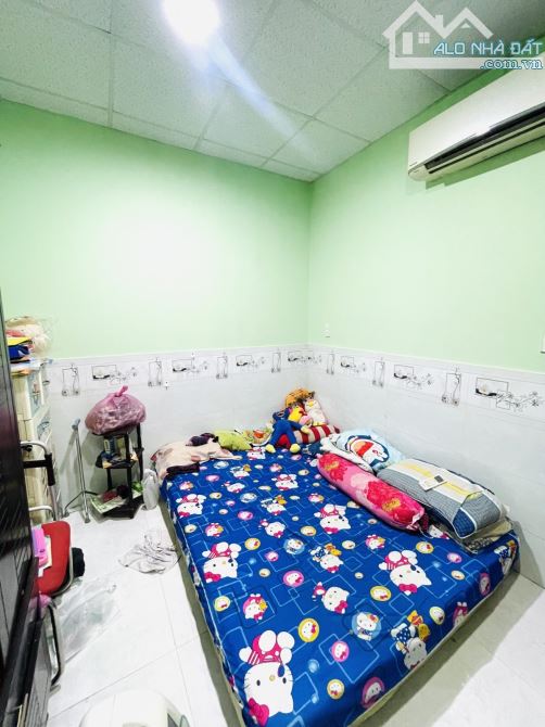 Gấp Bán - Nhà 2 Tầng - 6,5X18 - Hẻm Xe Tải Thông - Ngay Chung Cư Quân Khu 7 - Quận 12 - 6