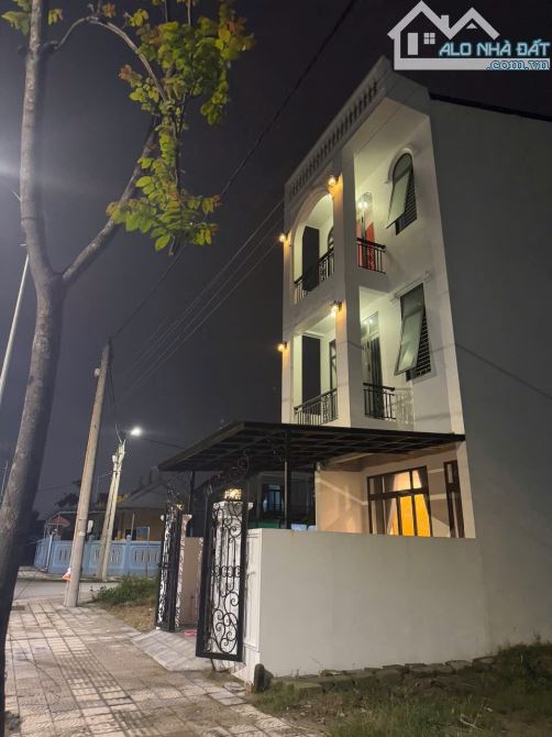 Bán Nhà 3 Tầng Mặt tiền đường 19,5m view Toà Án Nhân Dân tp Huế, KQH Hoàng Quốc Việt - 6