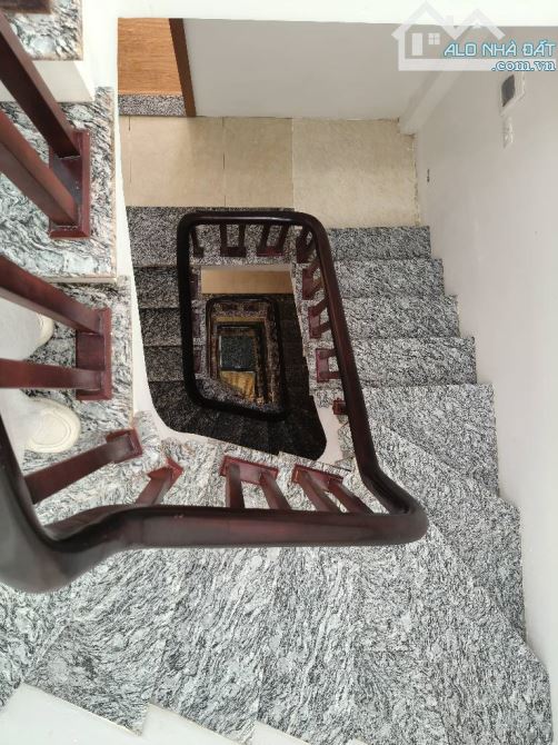 Thạch bàn - ô tô đỗ cổng, 15m ra ô tô tránh, 1km đến Aoen, giao giữa cổ linh với QL5 - 6