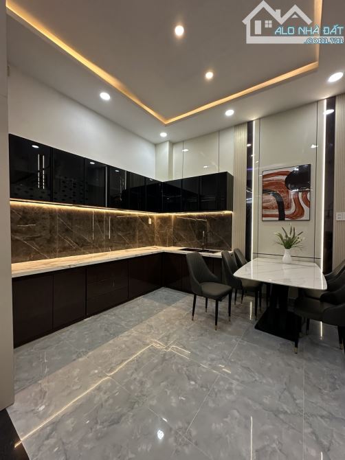 Bán Nhà Hẻm Xe Hơi Gò Vấp-55m2-6m x9,2m-4Tầng-Giá 7,68 Tỷ thương lượng - 6