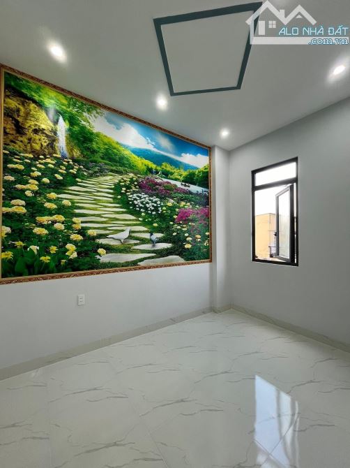 CHỦ GỞI BÁN NHÀ 1 TRỆT 1 LẦU (HOÀN CÔNG). DT: 60M2 THUỘC P. TÂN VẠN. GIÁ CHỈ 2,5 TỶ - 6