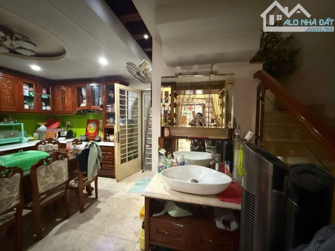 HẺM Ô Tô, Hồng Bàng, Ngay Đường 3/2 Quận 11, 83M2(6.4x13) 4 Tầng, Nhỉnh 10T - 6