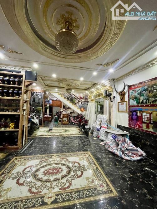 BÁN SIÊU PHẨM MT VỪA KD VỪA Ở THÍCH QUÃNG ĐỨC - PHÚ NHUẬN - 3 TẦNG - 120M2 - 22 TỶ - 6