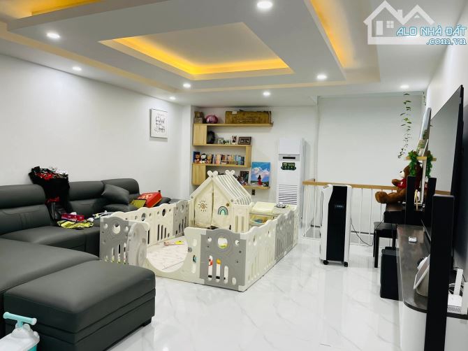 🏠CCDV-MS.D23 - Bán nhà 1 trệt 1 lửng 2 lầu hẻm ô tô Phan Chu Trinh p Vũng Tàu. Giá 10.5 t - 6