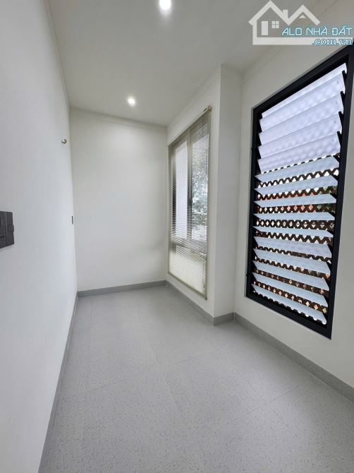 NHÀ 1 MÊ FULL NỘI THẤT HẺM NGUYỄN ĐÌNH CHIỂU: Giá 5,5 tỷ - 7