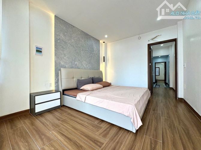 NHÀ ĐẸP ĐÔNG KHÊ 2 NGÕ 2 Ô TÔ TRÁNH NHAU HƠN 6 tỷ - 7