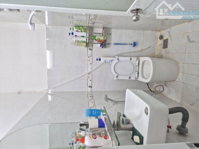 NHÀ 2TẦNG, 2PN, LÔ GÓC,NỞ HẬU HẺM ĐƯỜNG SỐ, NGUYỄN VĂN NGHI,P1(HẠNH THÔNG) CHỈ 4.8 TỶ TL. - 7