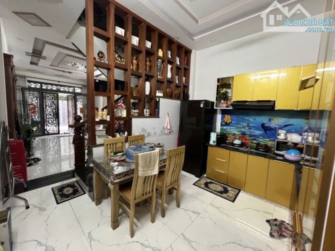 BÁN NHÀ GÒ VẤP,4 TẦNG,5PN,KPL, OTO NGỦ TRONG NHÀ,QUANG TRUNG (THÔNG TÂY HỘI)  CHỈ 7.35 TỶ - 7