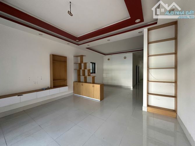 Bán nhà 2 tầng - 4 phòng ngủ - Thị Trấn Diên Khánh - Sổ Hồng Hoàn Công - 7