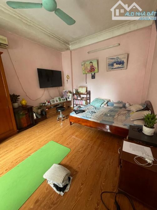 CẦN TIỀN BÁN NHANH HÀ PHỐ NGUYỄN ĐÌNH HOÀN CẦU GIẤY - HN - 7