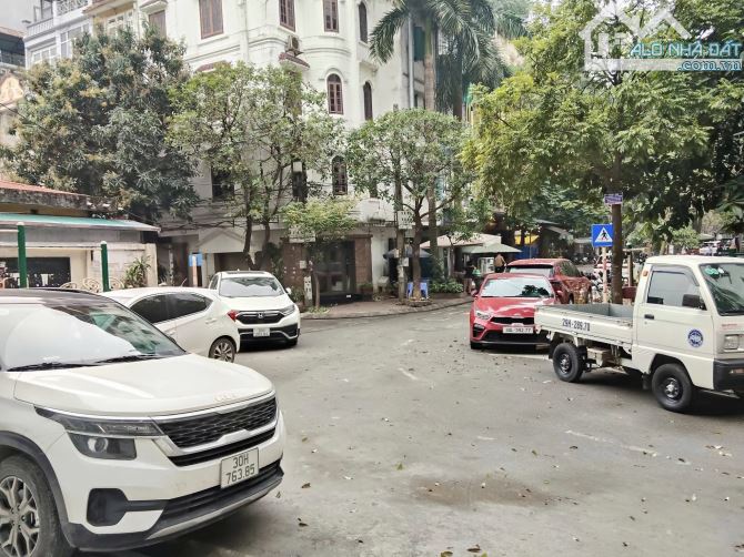 BÁN NHÀ MẶT PHỐ VIP CẦU GIẤY - 2 MẶT TIỀN, 2 VỈA HÈ - THANG MÁY, VỊ TRÍ ĐẮC ĐỊA, SỔ ĐỎ - 7