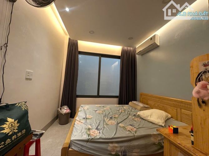 Biệt Thự Mini Ngang Bề Thế Hơn 6,7m - 4 Tầng - 5PN - Hơn 88m2/sàn - 7,68Tỷ TL Tốt - 7