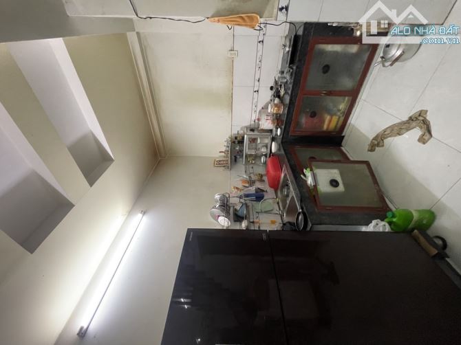 BÁN NHÀ BÌNH TÂN -BÌNH TÂN -KẾ KHU TÊN LỬA, NHÀ 3 TẦNG, 68m2   HXH, SÁT CHỢ LÊ ĐÌNH CẨN - 7