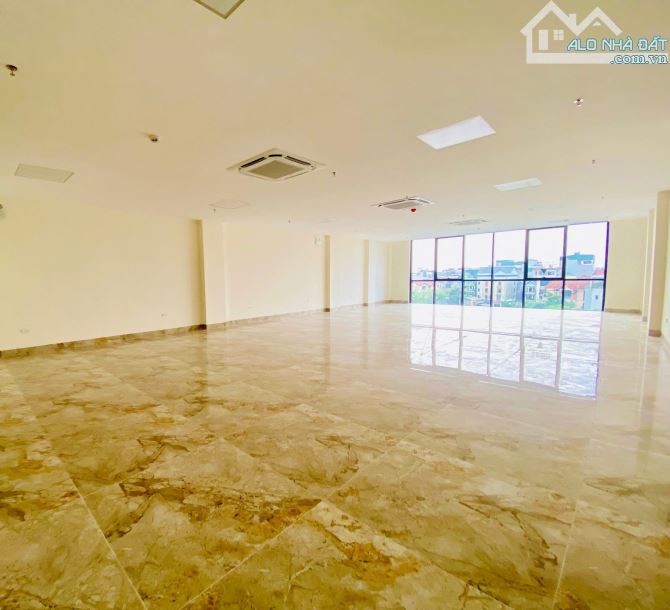 BẮC TỪ LIÊM – TOÀ NHÀ VĂN PHÒNG 7 TẦNG THANG MÁY, VIEW HỒ, VỈA HÈ RỘNG 152m² × 7 tầng × MT - 7