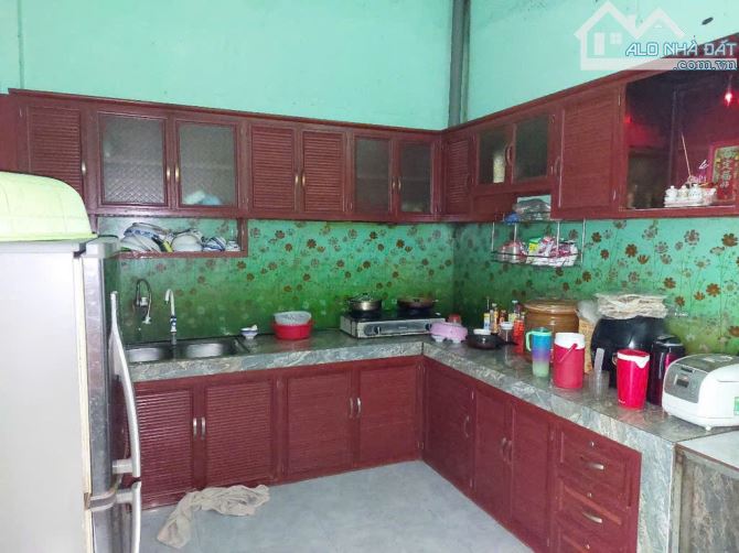 Bà Điểm (HM) bán nhà HXH dtich 128m2 ngang 8m gần đường QL22 giá 5,47tỷ - 7