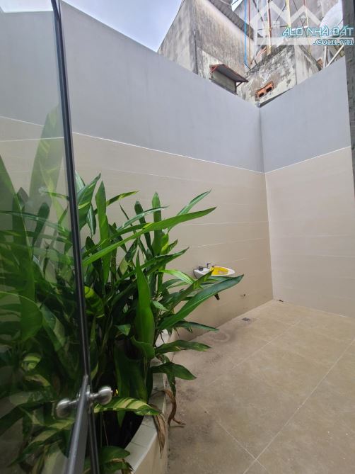 Nhà đẹp 76m² (4x19m),Hóc Môn Tô Ký kế bên q12,( 2 tầng), giá chỉ 5.3 tỷ - 6
