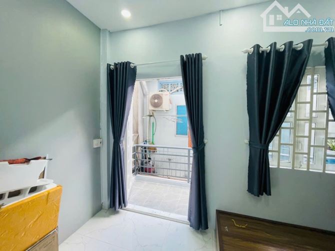 Nhà Thạch Lam khu VIP Tân Phú, 3 tầng, ngang 4.2m, chỉ 2.4 tỷ - 7