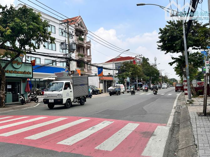 🎯 CỰC RẺ -Bán nhà mặt tiền đường Đặng văn bi , tp .thủ Đức -109m2 -5.4x20m -giá chỉ -21ty - 1