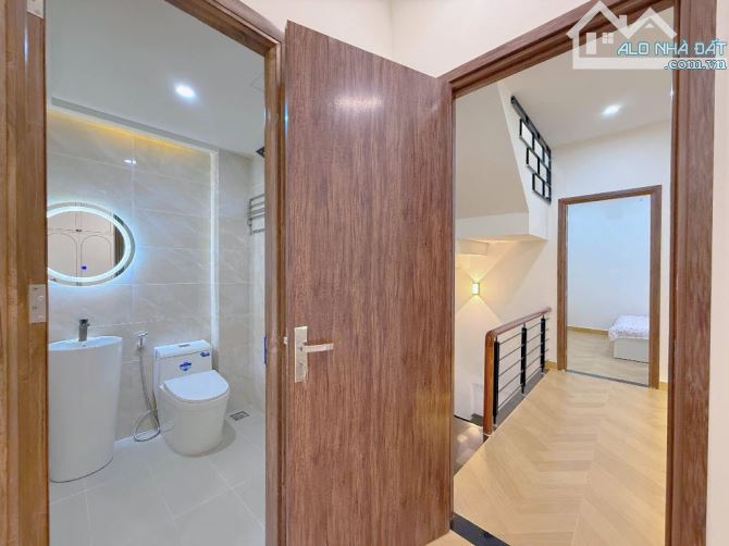 BÁN NHÀ KIỆT Ô TÔ ĐIỆN BIÊN PHỦ FULL NỘI THẤT DỌN VÀO Ở NGAY TRUNG TÂM ĐÀ NẴNG CHỈ 5,X TỶ - 8