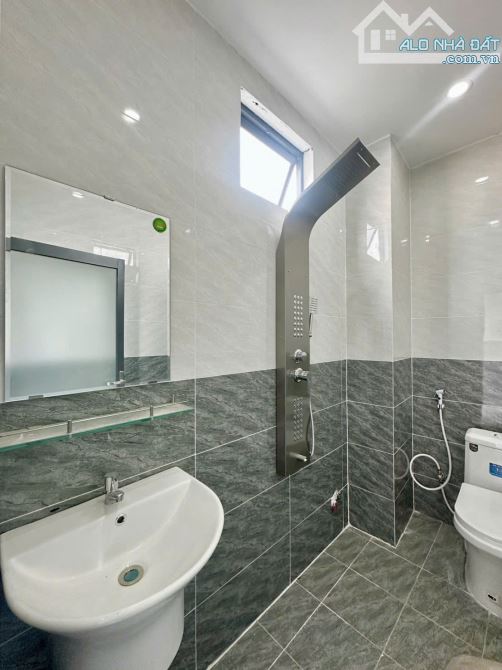 CHỦ VỀ QUÊ CHĂN CỪU CẦN BÁN NHÀ LẦU MỚI XÂY - 8