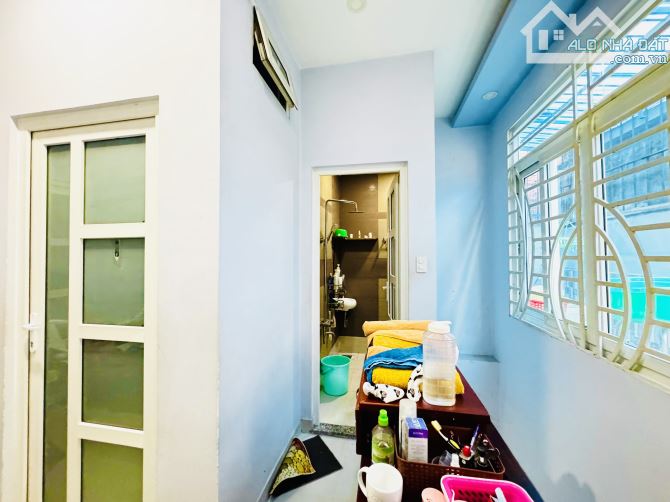 MẶT TIỀN " NGUYỄN TRÃI" Q5- 5.2x9m - 4 TẦNG- SIÊU VỊ TRÍ - CHỈ HƠN 23 TỶ TL - 8