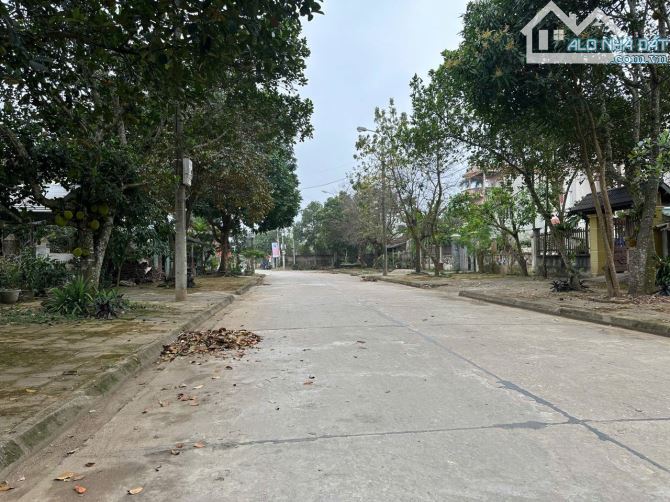 Bán 254m2 đất Khu B Đồng Mô Ba Vì, cách đường TL87chỉ 250m, gần ga cuối tuyến Metro số 5 - 8