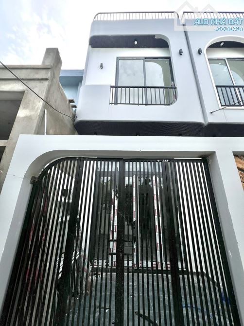 Nhà 2 tầng xây mới 100% Huỳnh Ngọc Huệ chỉ nhỉnh 3tỷ - 8