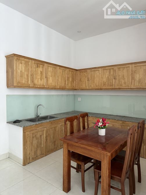 NHÀ MỚI ĐẸP TRỆT LẦU HẺM Đ.HOA VIÊN THÀNH ĐẠT GẦN ĐH Y DƯỢC, ĐH CẦN THƠ, ST LOTTE - 8